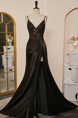 Black Mermaid Pluning V Appliques Long Prom Dress with Slit