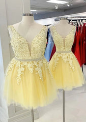 A-line V Neck Sleeveless Lace Tulle Short/Mini Homecoming Dress With Beading Bandage