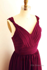 Magenta v-Neck Straps A-Line Short Bridesmaid Dress