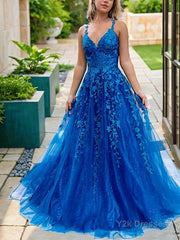 A-Line/Princess V-neck Sweep Train Tulle Prom Dresses With Appliques Lace