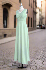 Dusty Sage Green  A-Line Spaghetti Straps Pleated Chiffon Bridesmaid Dress With Bow