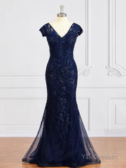 Sheath/Column V-neck Floor-Length Tulle Mother of the Bride Dresses With Appliques Lace