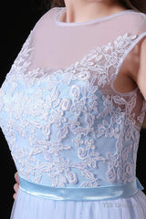 Sleeves Appliques Sheer Lace Button Floor Length Tulle Prom Dresses