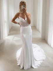 Trumpet/Mermaid V-neck Court Train Stretch Crepe Wedding Dresses With Appliques Lace