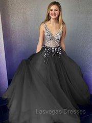 A-Line/Princess V-neck Floor-Length Tulle Evening Dresses With Beading